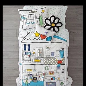 Land of Nod/Crate & Barel Dollhouse Twin Duvet
